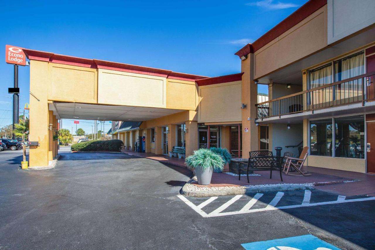 Econo Choice I 95 Savannah Gateway 24 Hour Fitness Center On Site Guest Laundry On Site Perkins Restaurant Georgetown