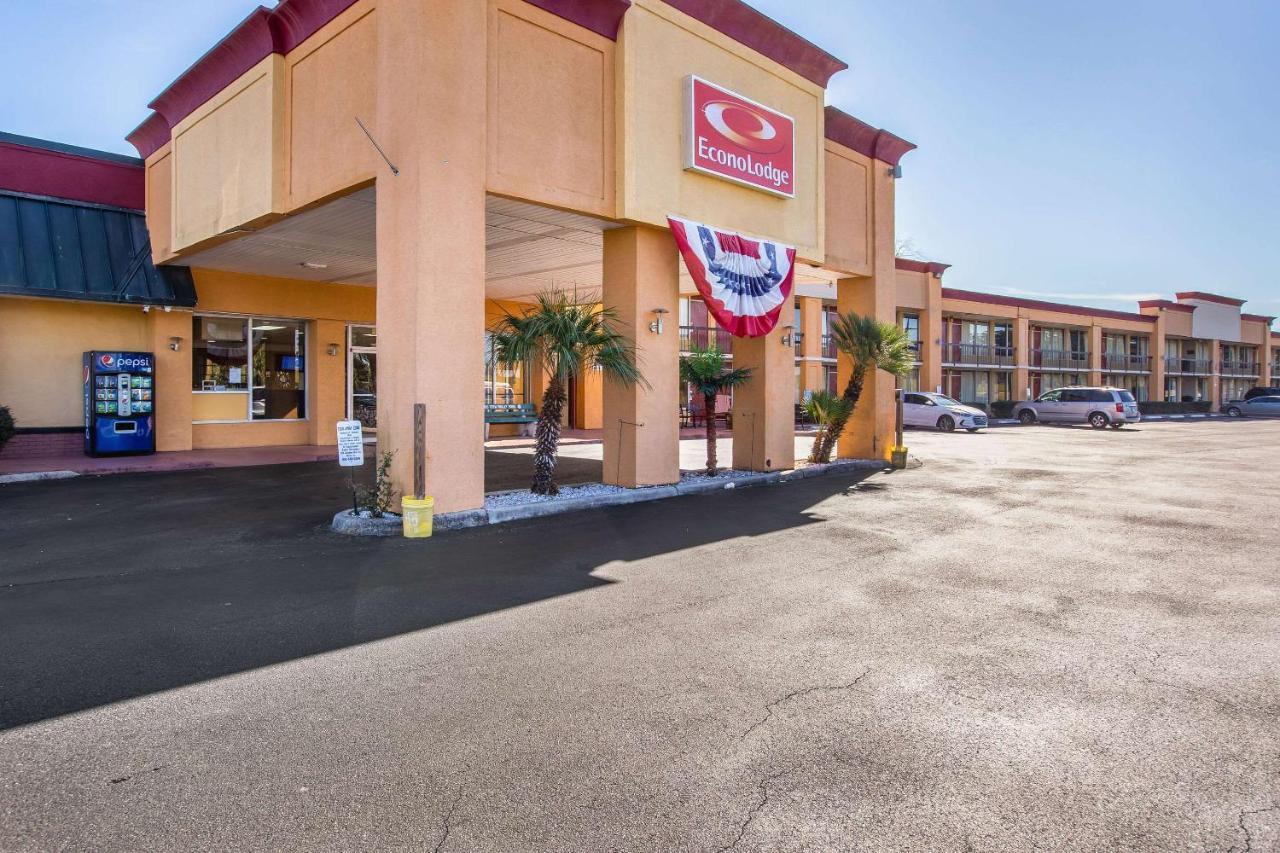 Econo Choice I-95 Savannah Gateway Hotel 3*