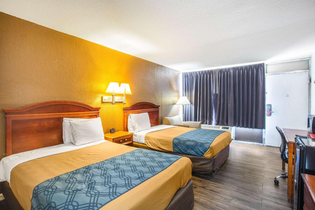 Hotel Econo Choice I-95 Savannah Gateway 3*