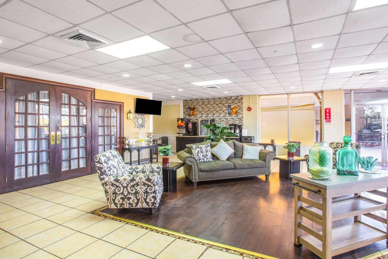 Econo Choice I-95 Savannah Gateway Hotel