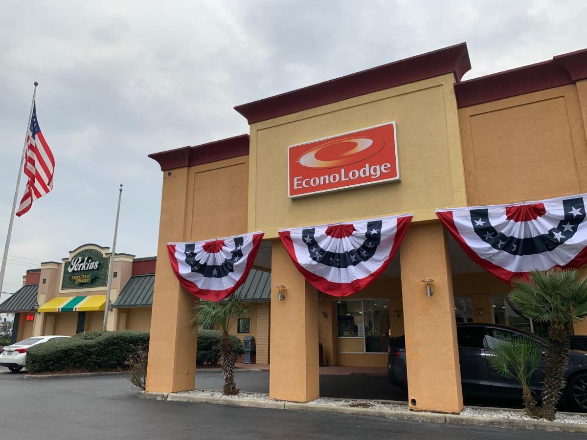 Econo Choice I-95 Savannah Gateway Hotel 3*